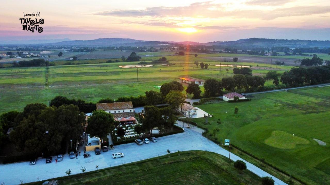 Locanda Del Tavolo Matto Potenza Picena Exterior photo